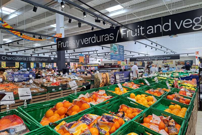 Fresh fruit and vegetable section at Carrefour in Alicante, promoting local and regional produce